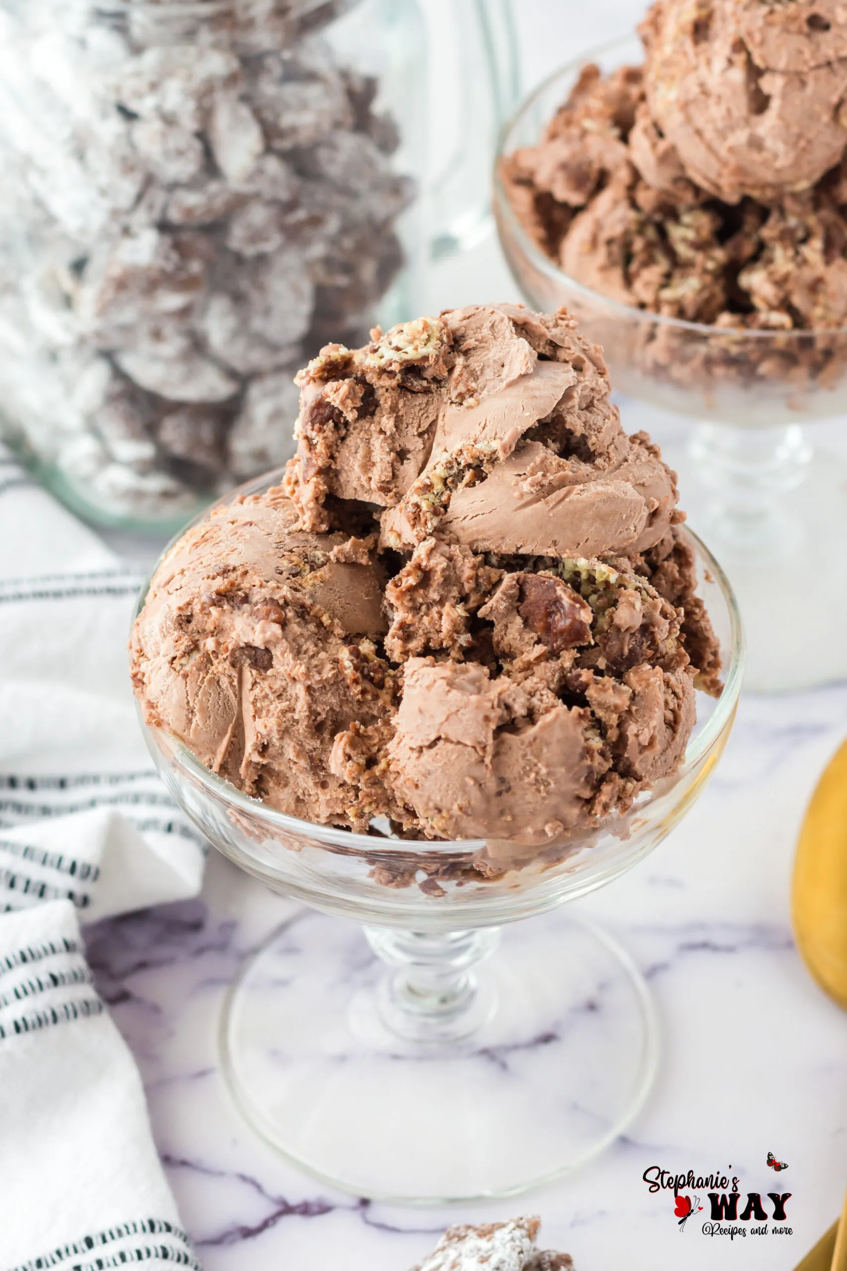 No Churn Muddy Buddy Ice Cream