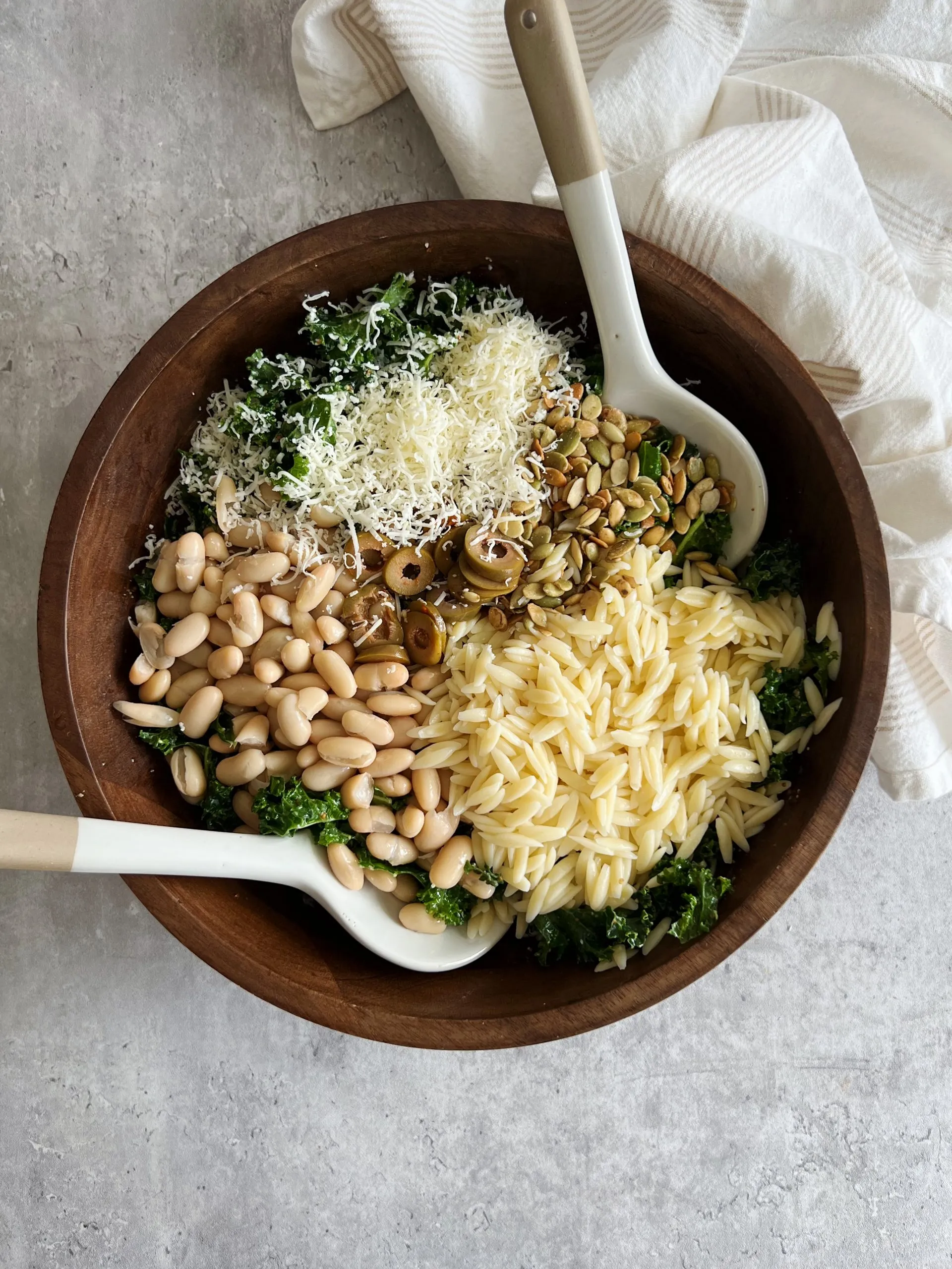 Orzo Kale Salad with Lemon Vinaigrette