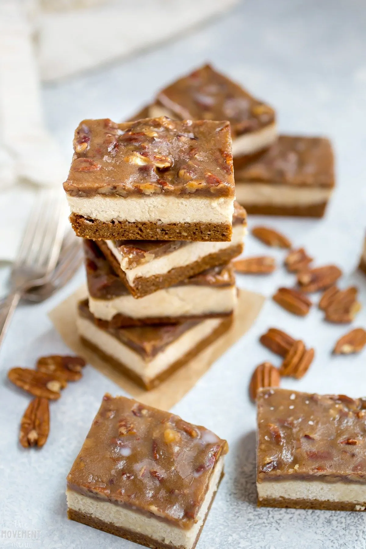 Paleo Caramel Pecan Bars