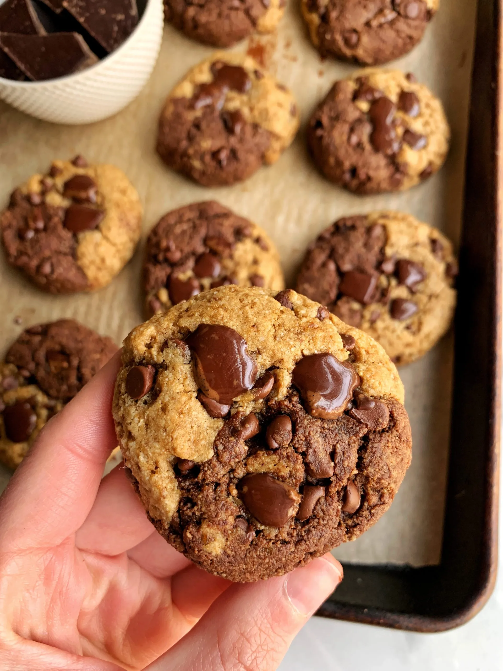 Paleo Chocolate Chip Brownie Cookies