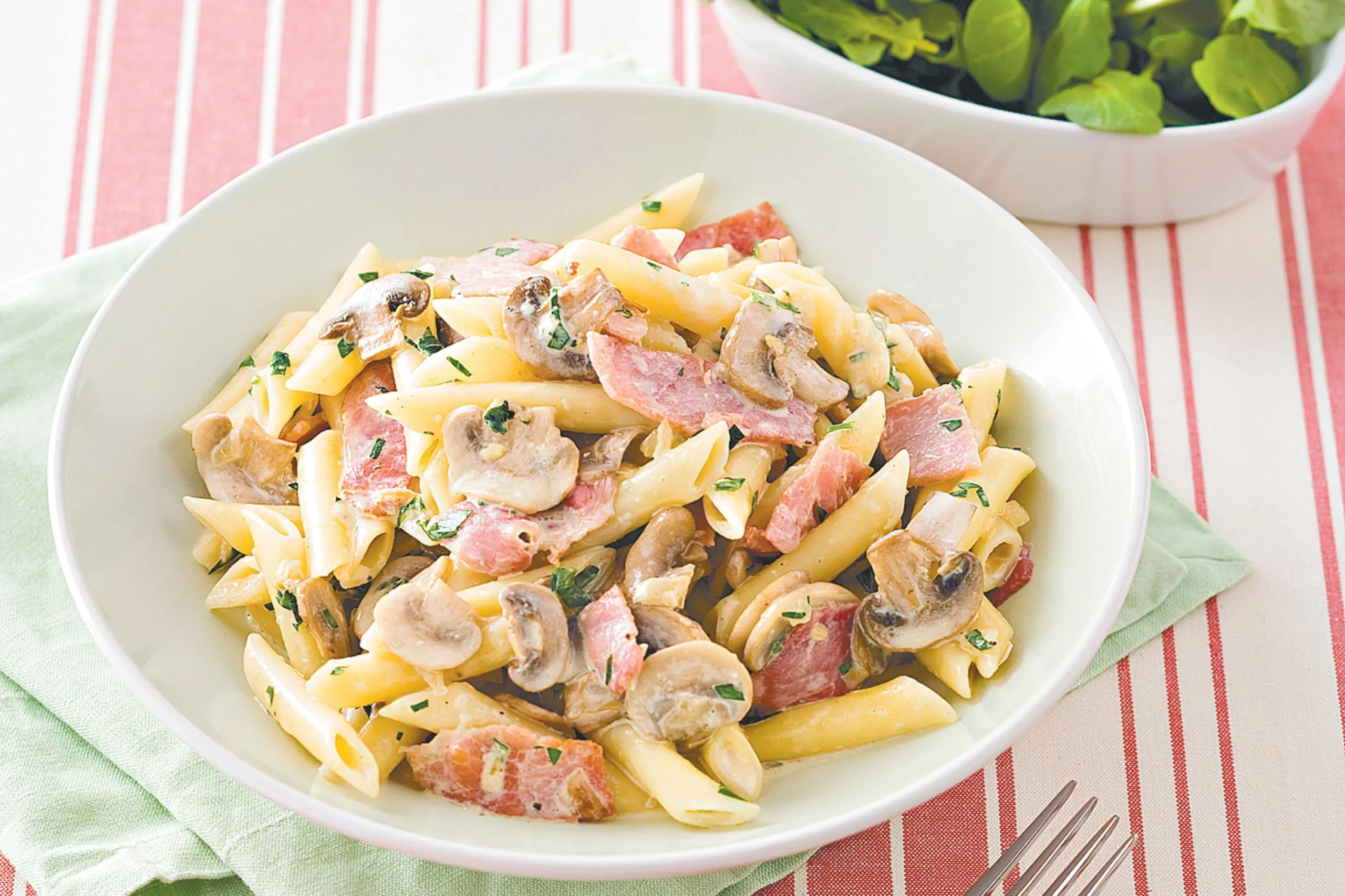 Pasta with Bacon, Chicken, Peas, and Mushrooms