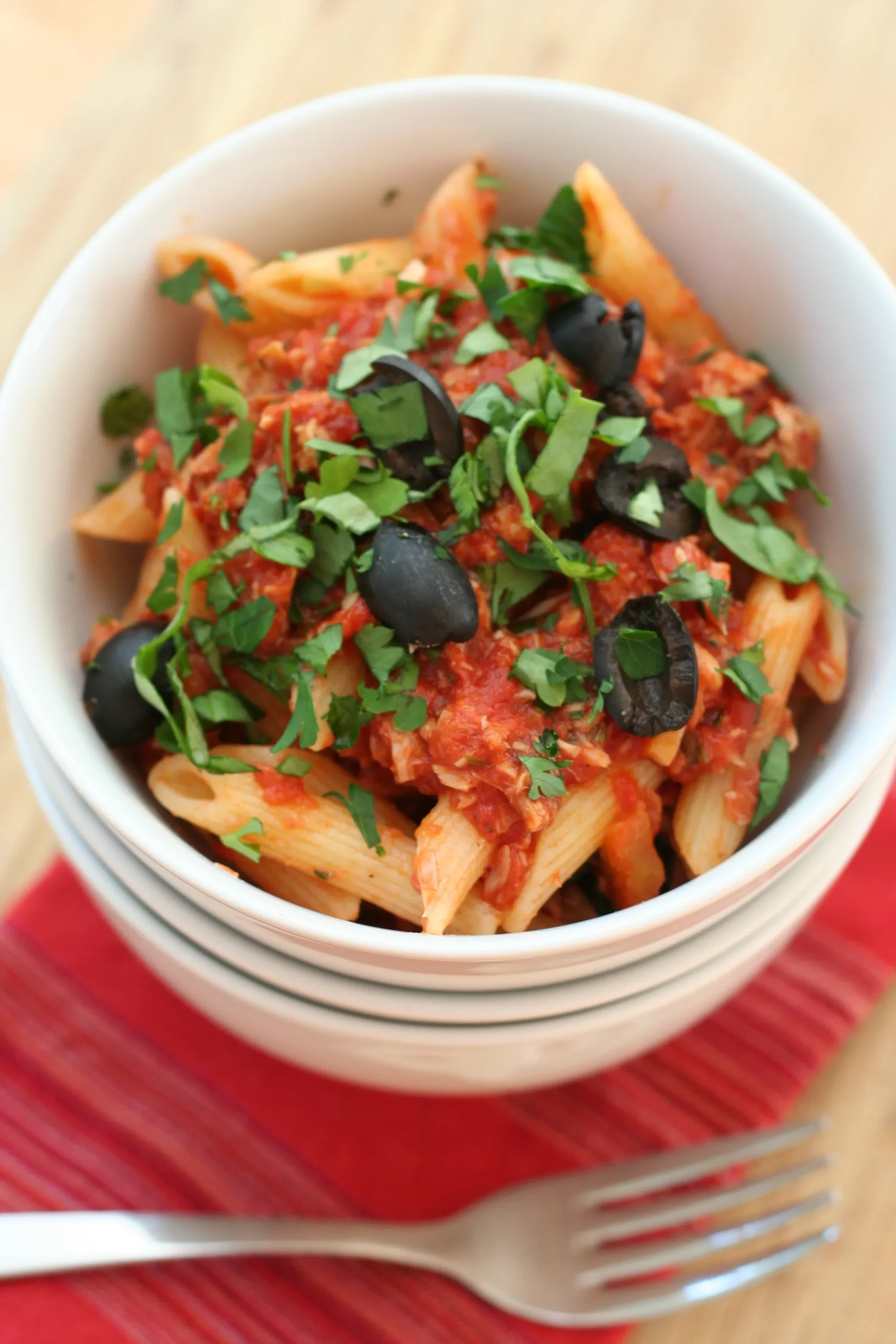 Pasta with Tuna Tomato Olives