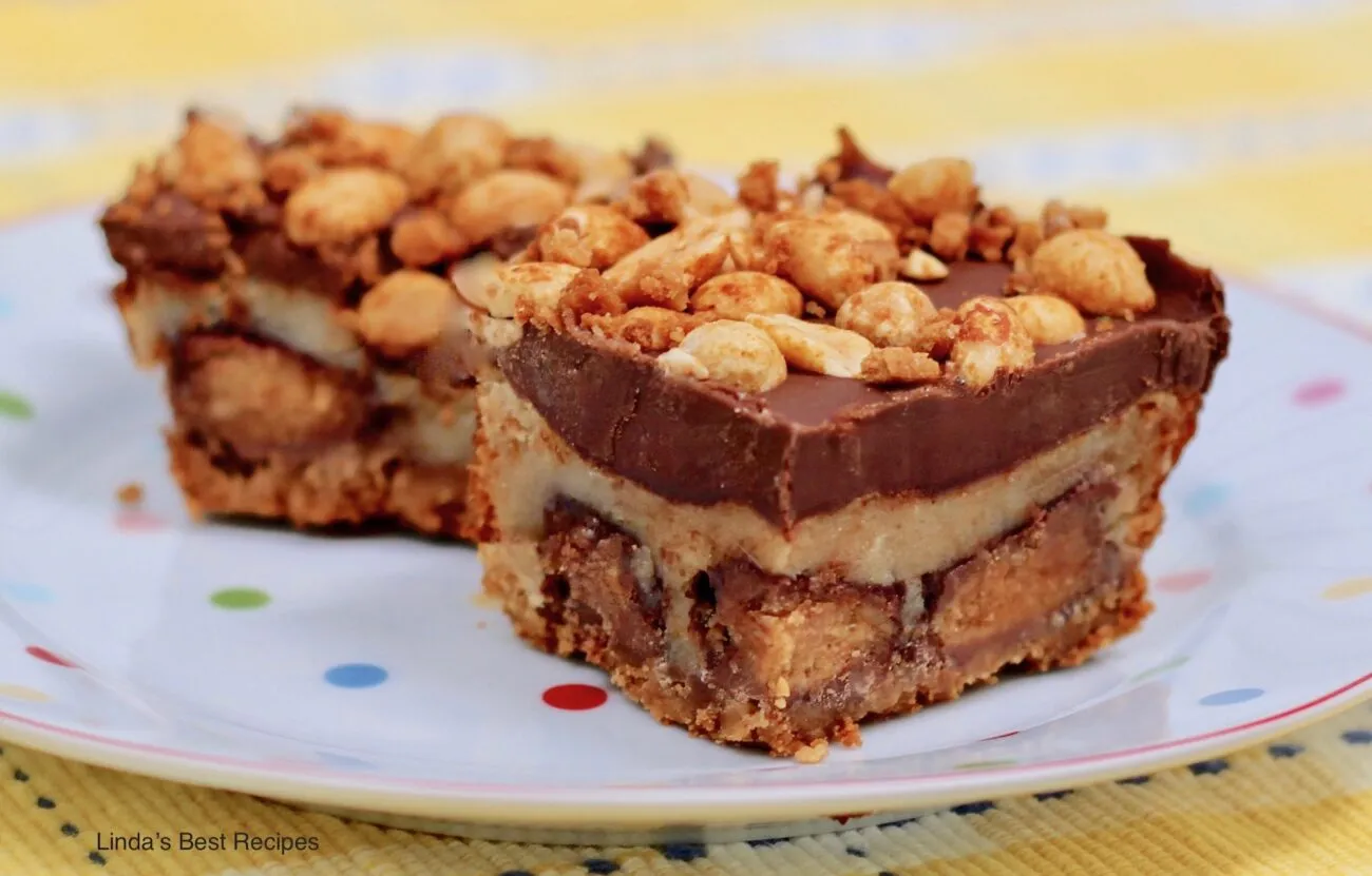 Peanut Buttercup Cheesecake Bars