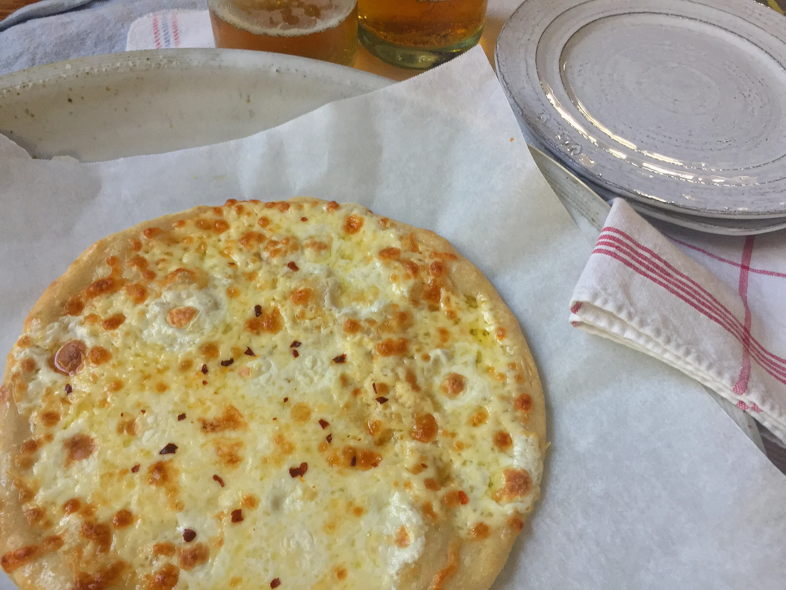 Pizza Bianca Simple Crispy