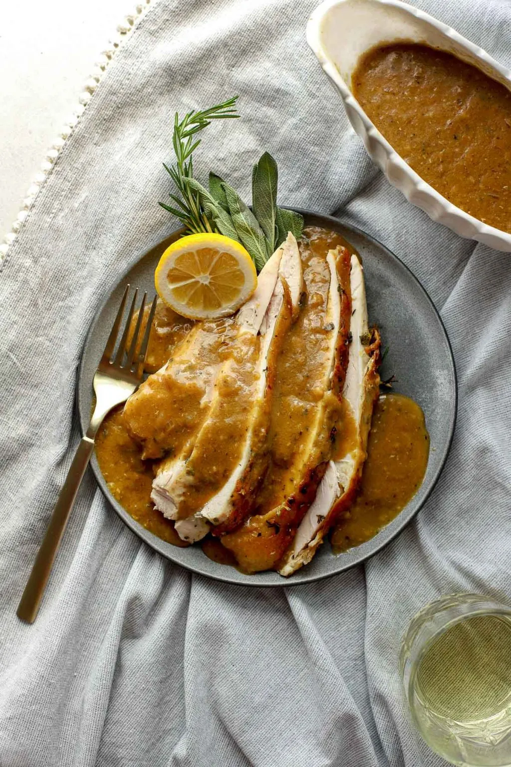 Quick and Easy Turkey Gravy
