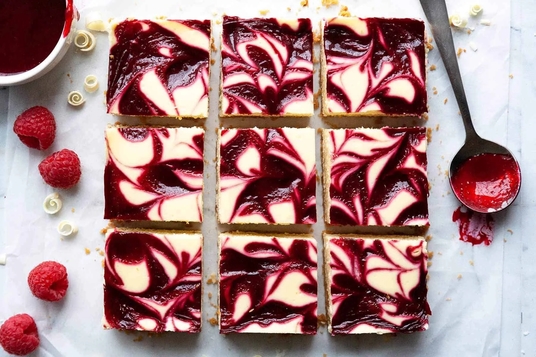 Raspberry Nutella Swirl Cheesecake Bars