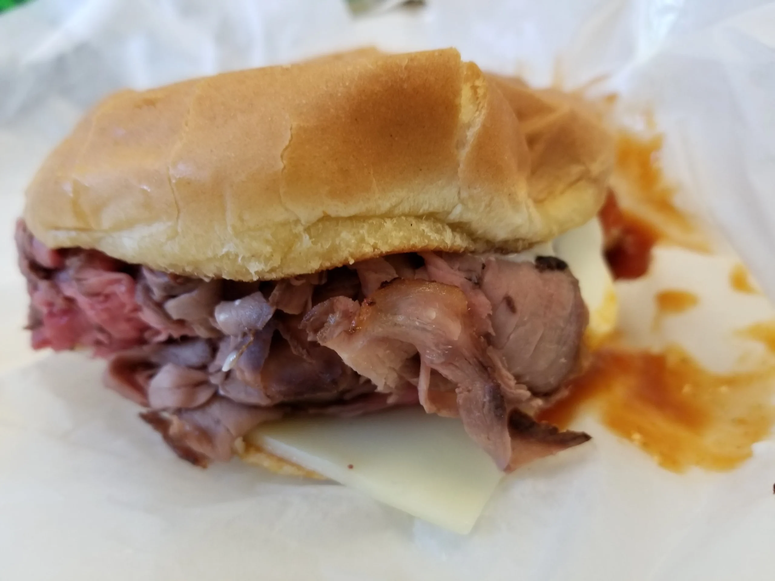 Roast Beef Sandwich with Spicy Mayo Sauce
