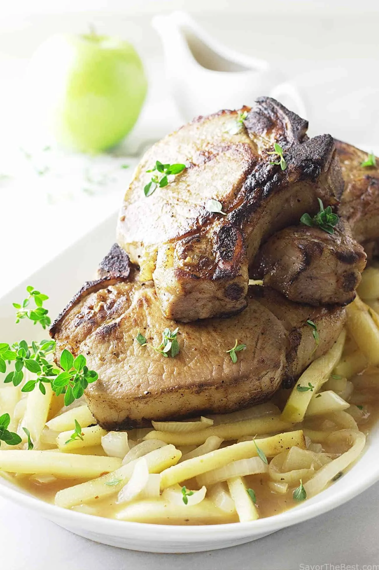 Roasted Pork Chops with Onions and Apples