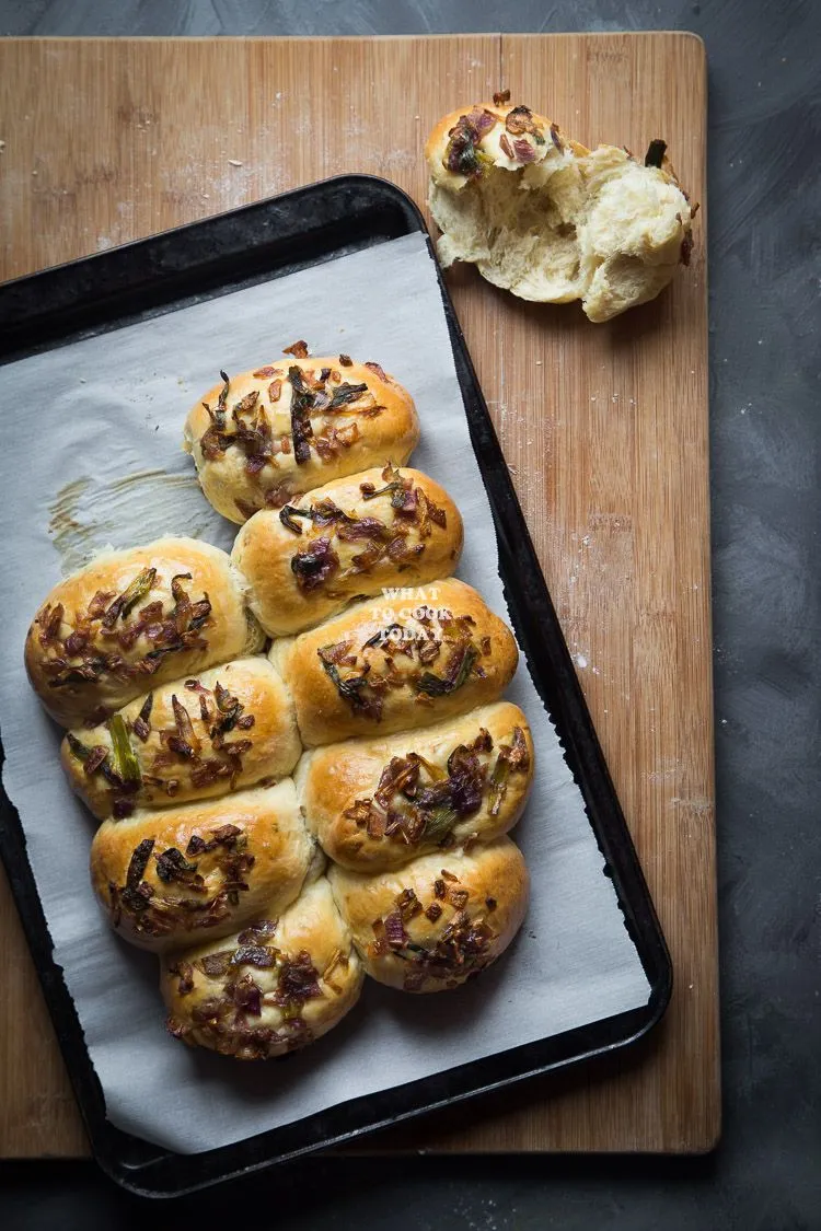 Roti Bawang Medan Caramelized Onions Baked Buns