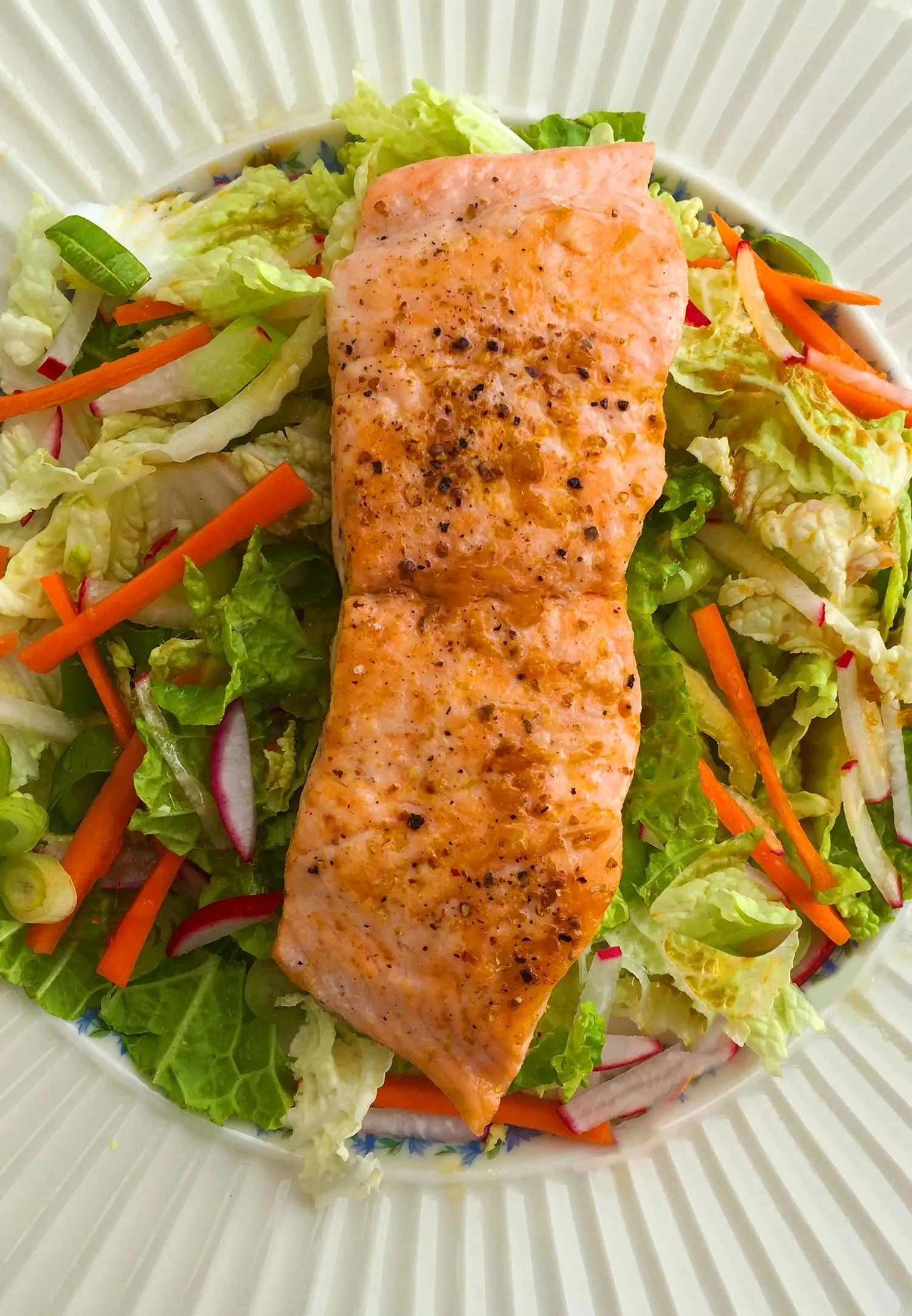Salmon in Cabbage Leaves