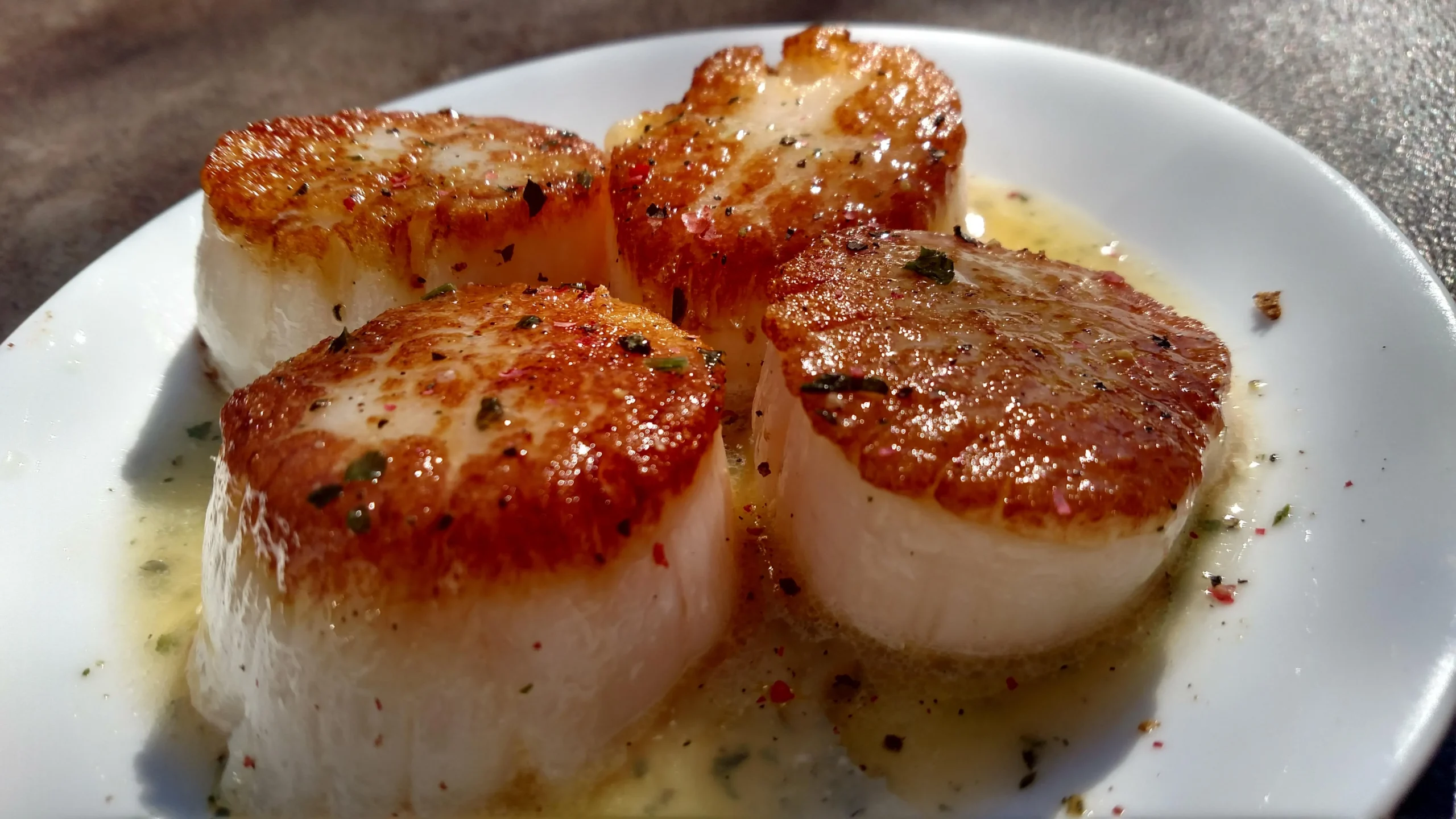 Sea Scallops in Herb Broth