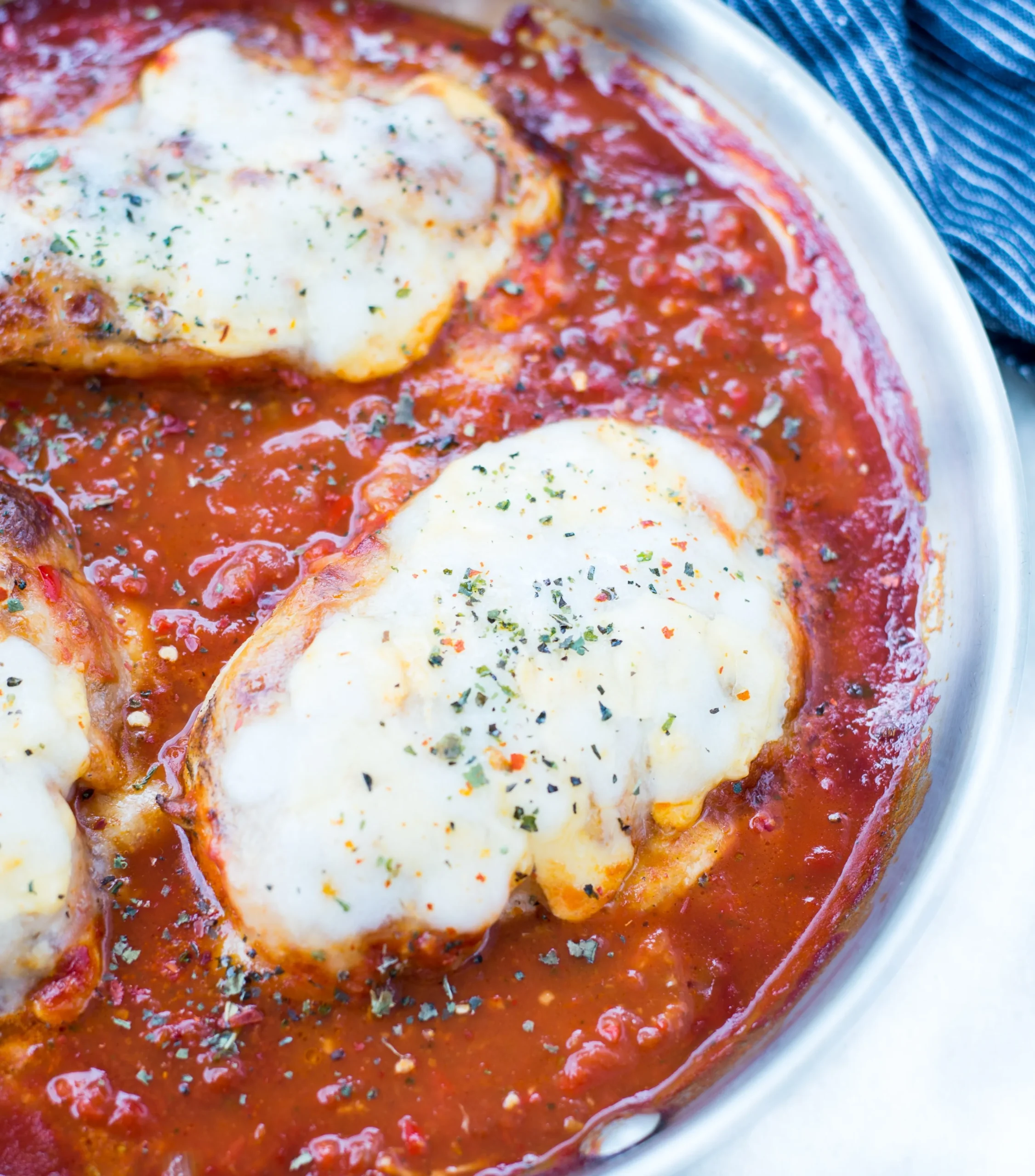 Skillet Chicken with Mozzarella and Tomato