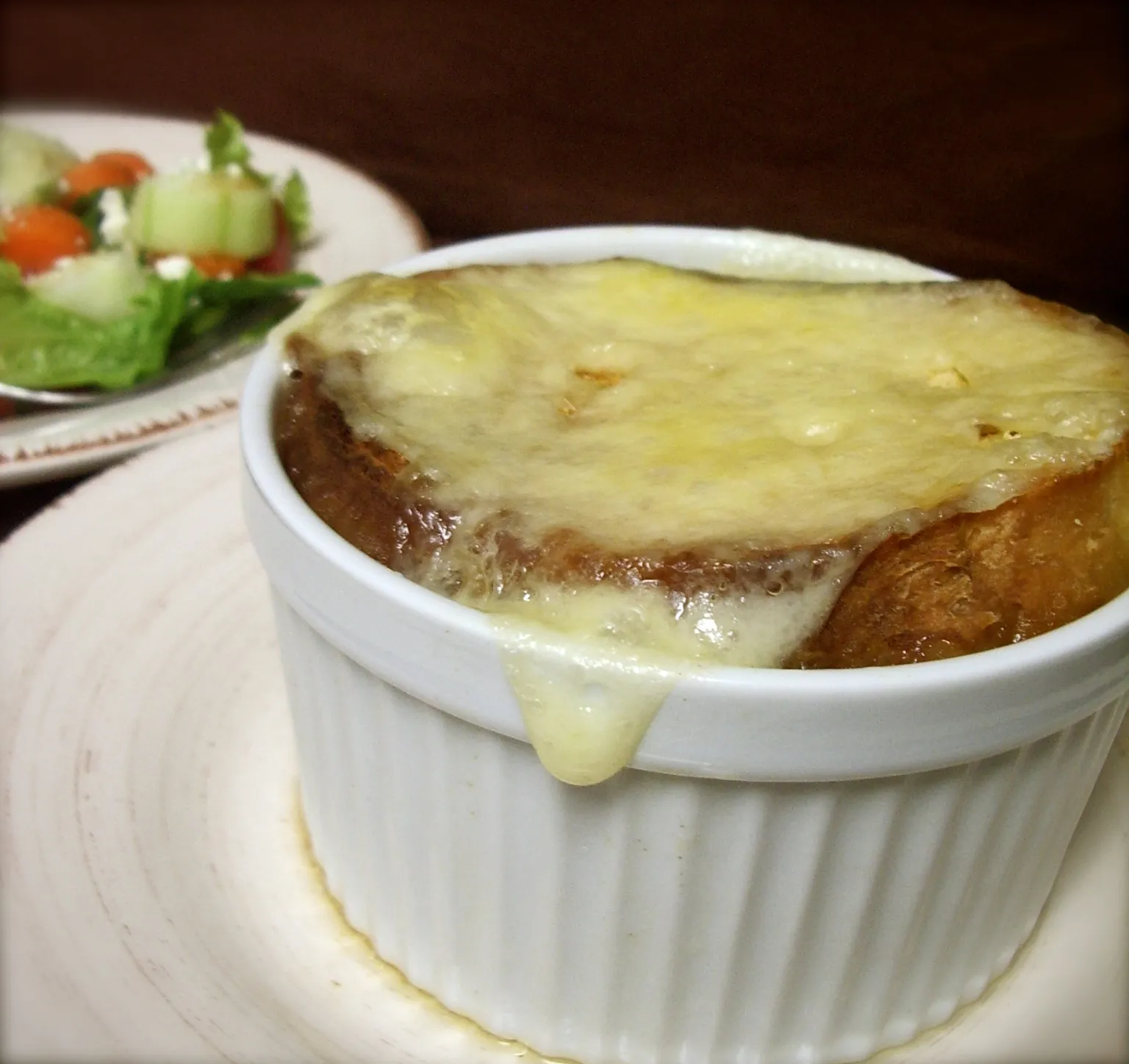 Slow Cooker Beefy French Onion Soup