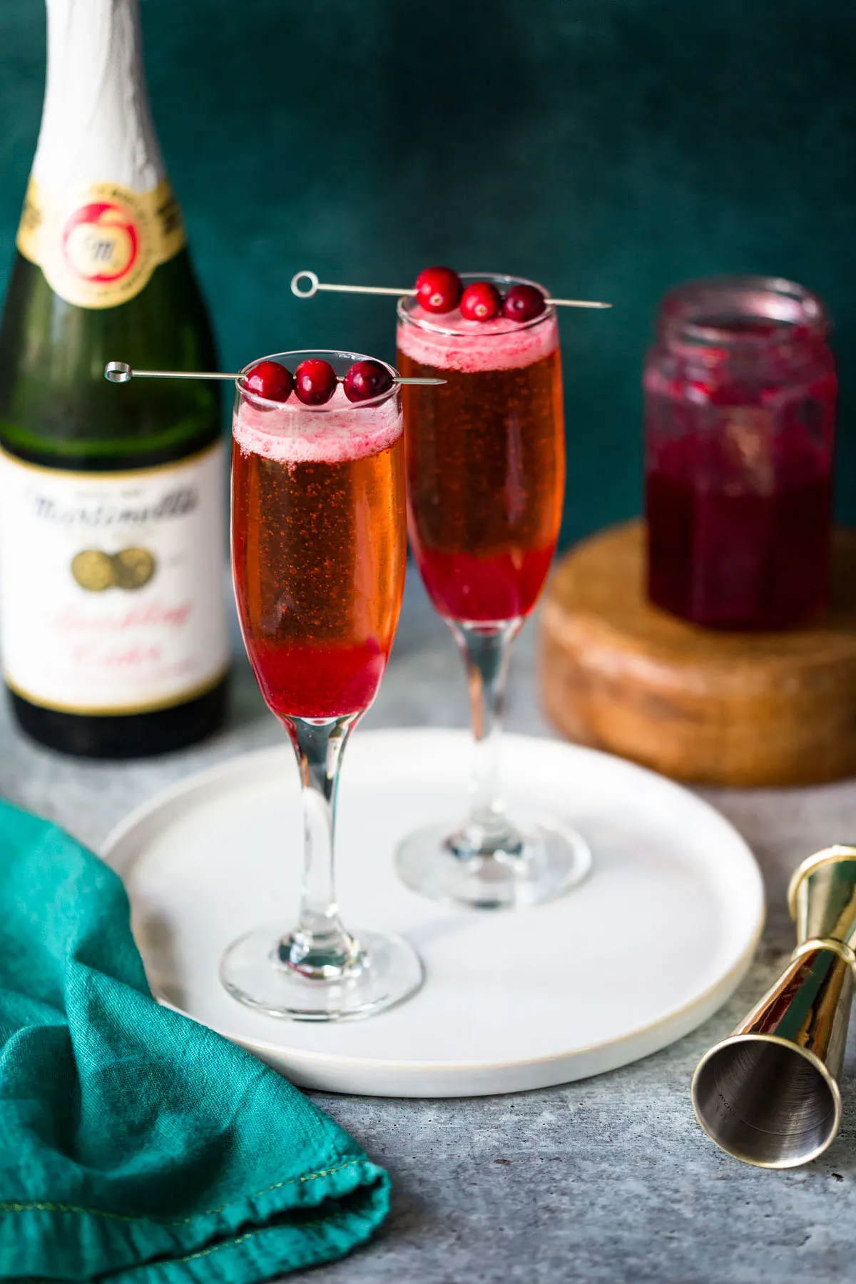 Sparkling Cranberry Ginger Mocktail