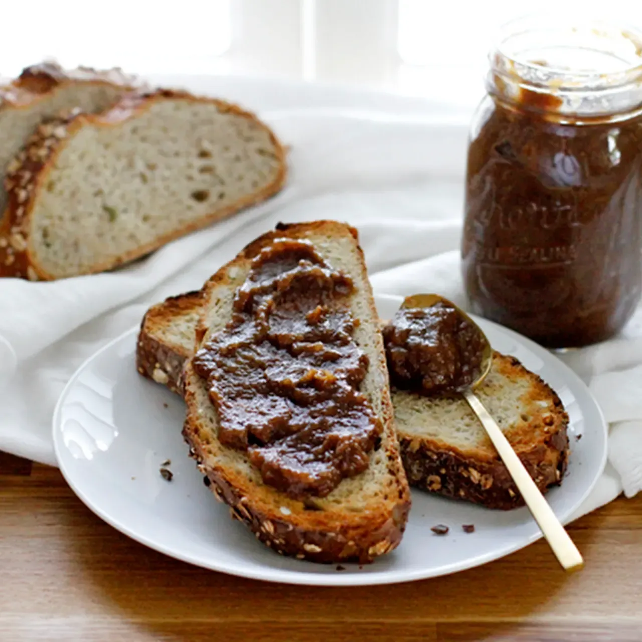 Spiced Pear and Shallot Relish