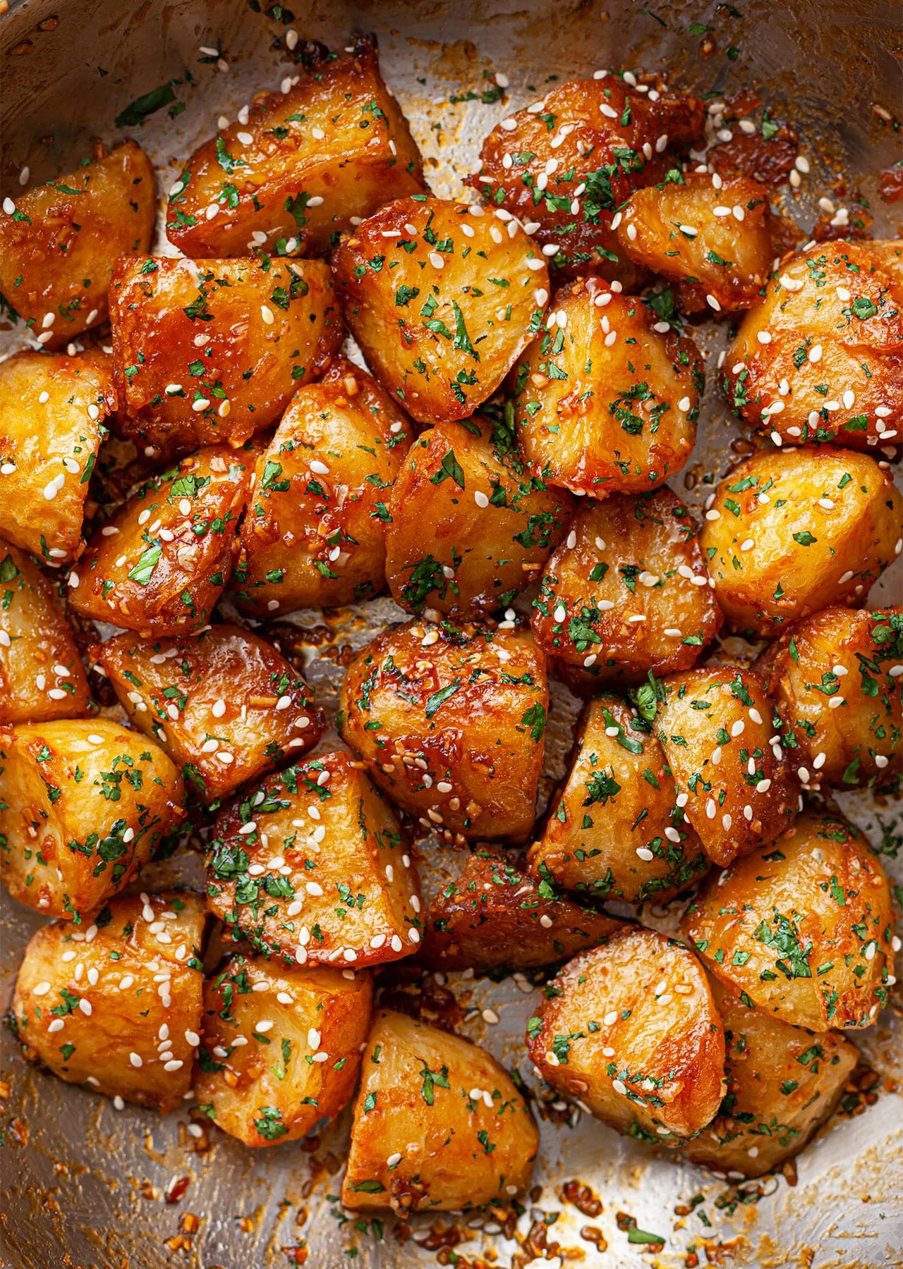 Spicy Sriracha Roasted Red Potatoes