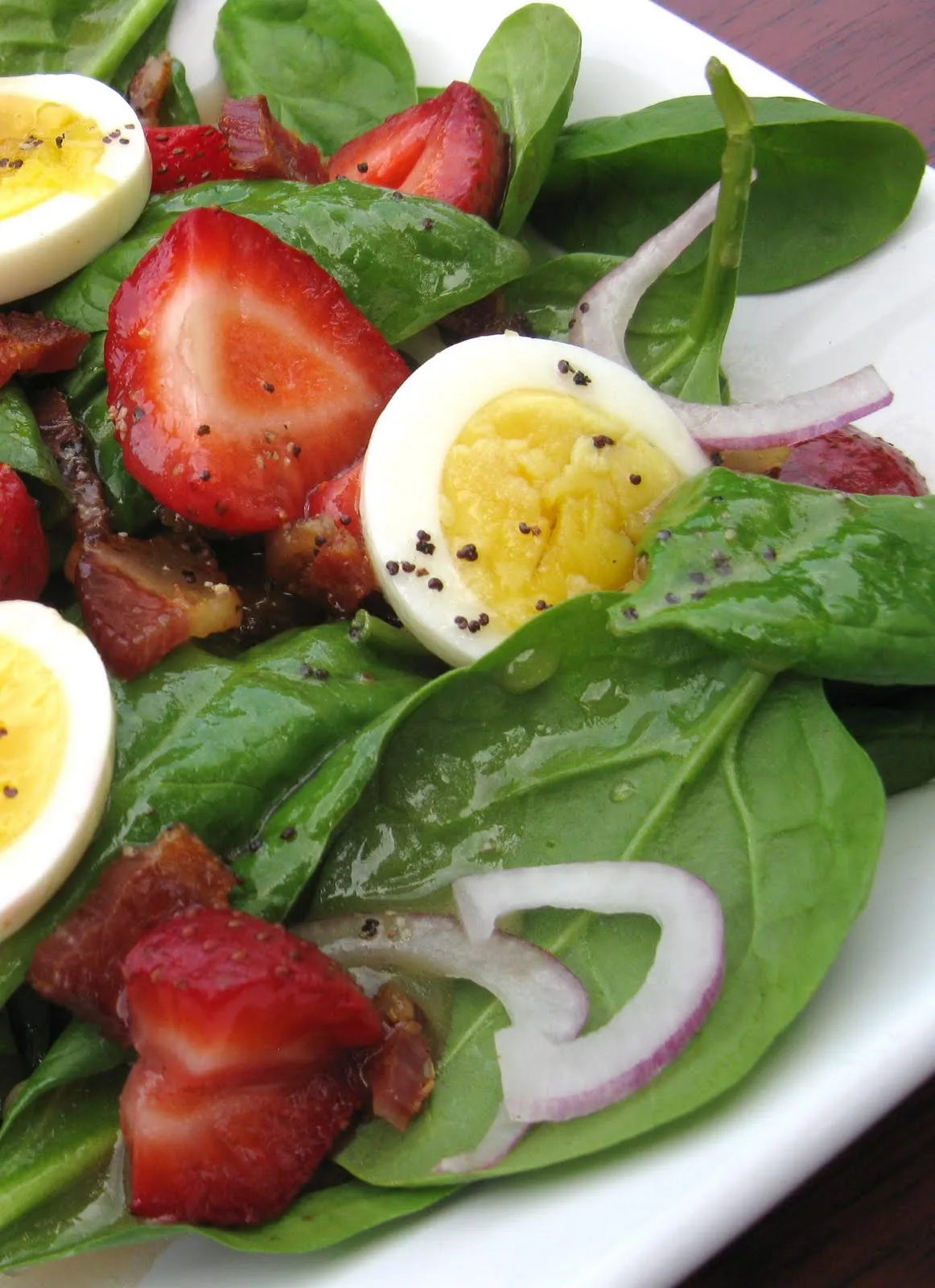 Spinach Bacon Strawberry Salad