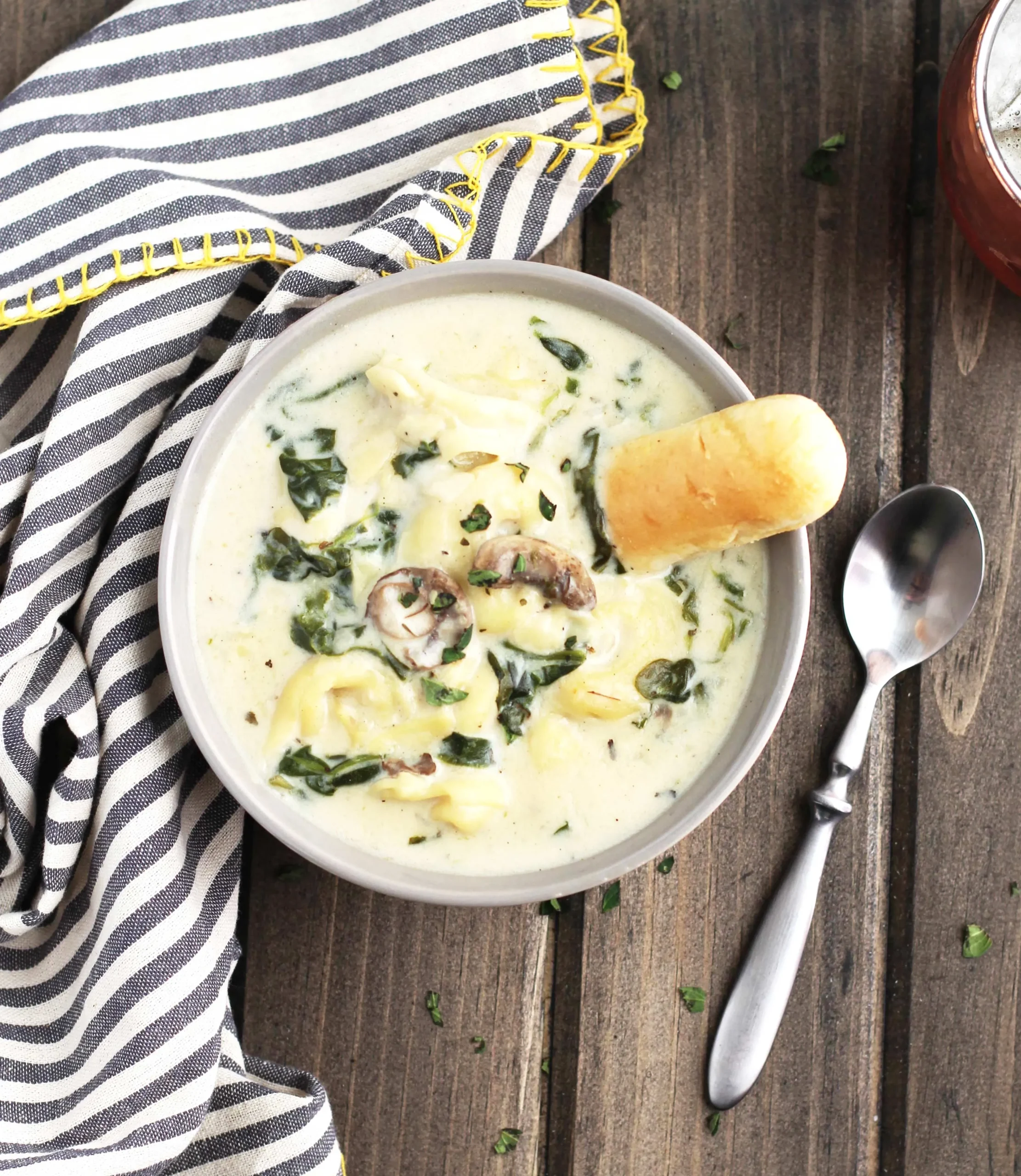 Spinach Mushroom Cheddar Soup