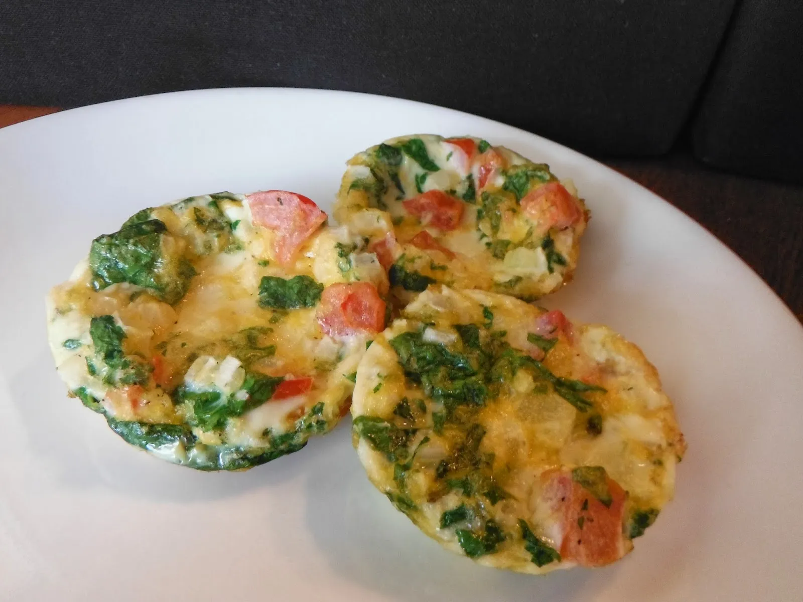 Spinach Tomato Baked Egg Cups
