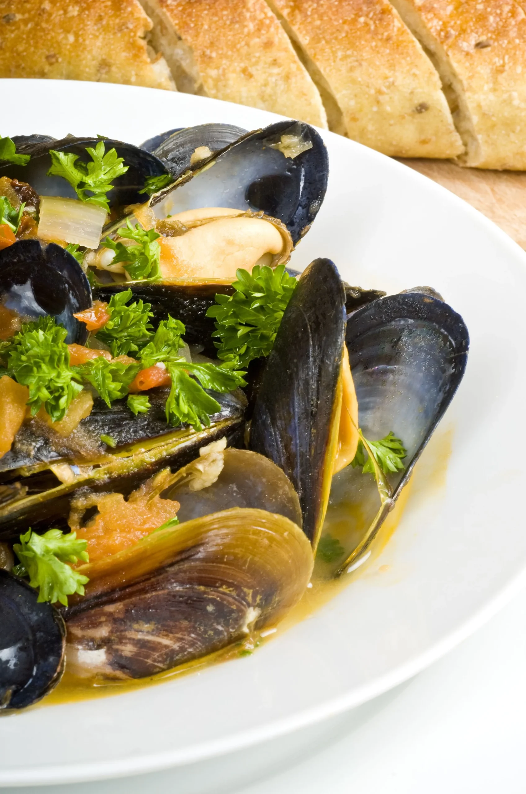 Steamed Mussels with White Wine and Parsley