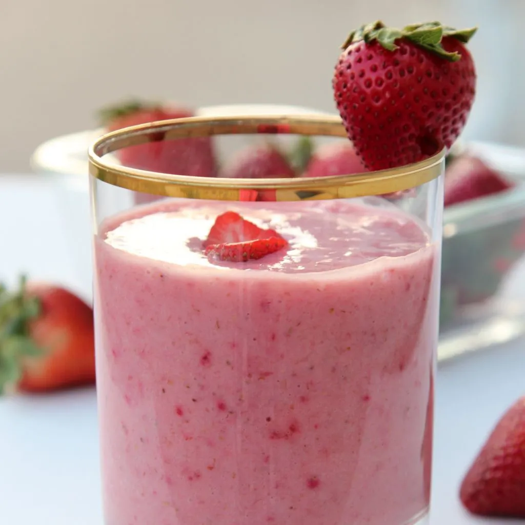 Strawberry Banana Flax Smoothie