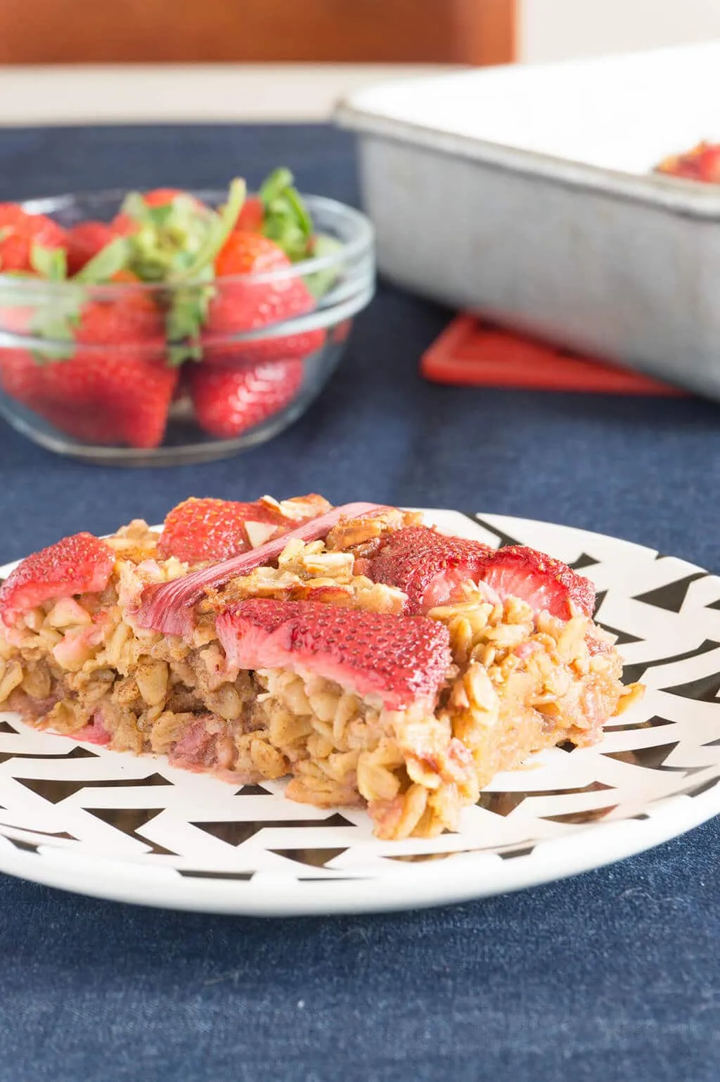 Strawberry Rhubarb Oatmeal Bake