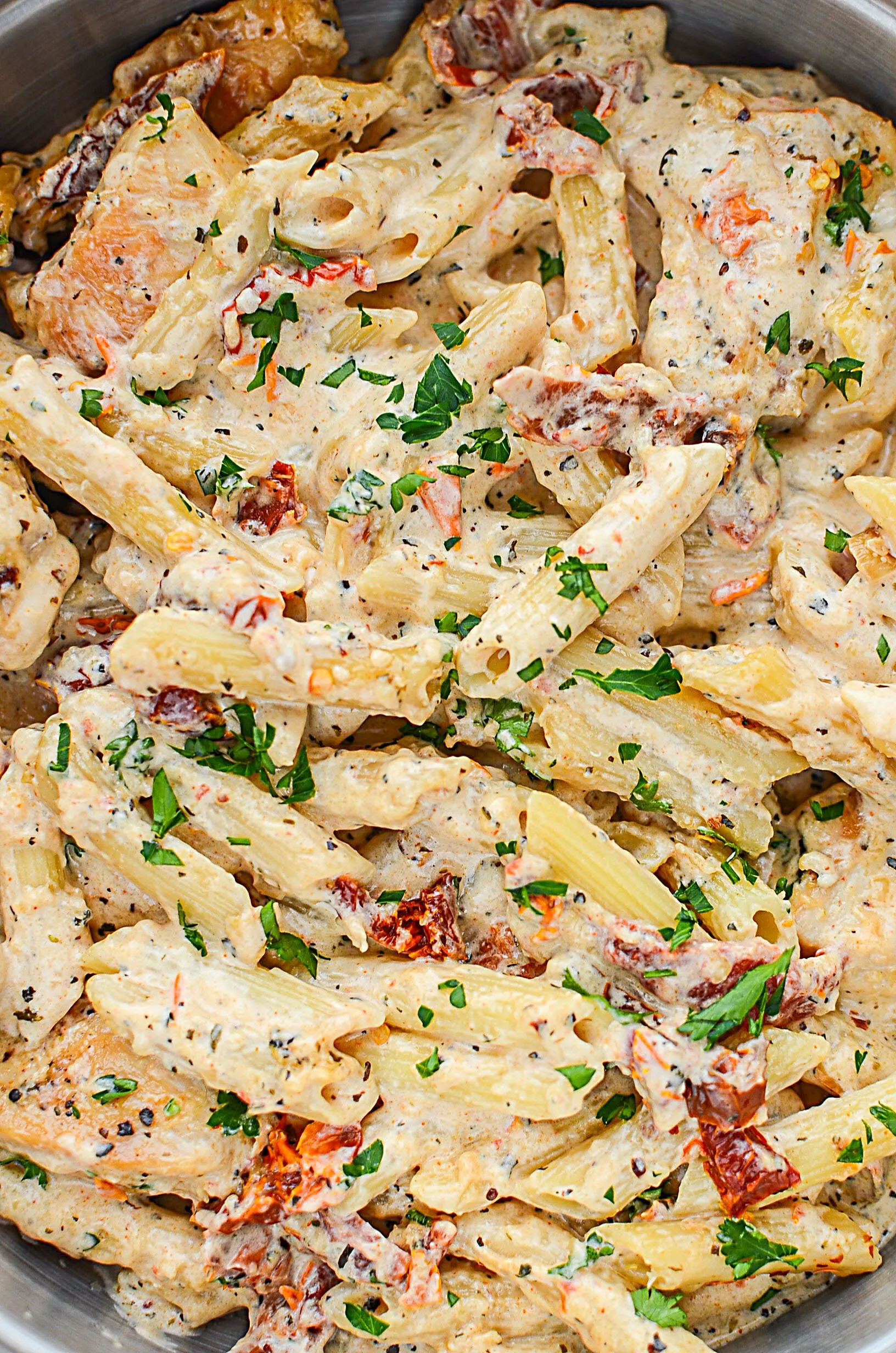 Sun Dried Tomato Chicken Pasta