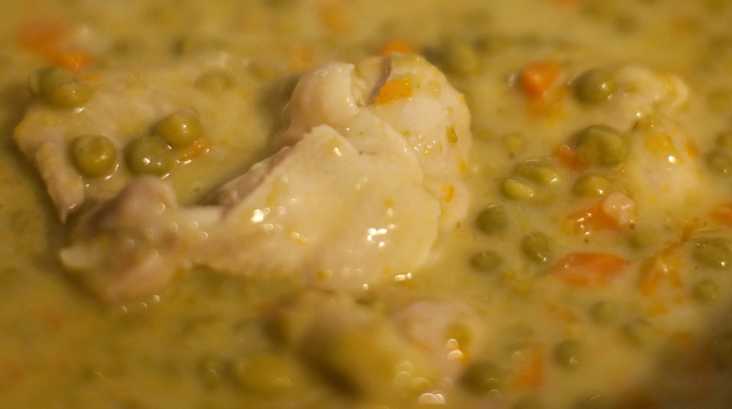 Sweet Peas Sauce Cream with Chicken or Vegetarian