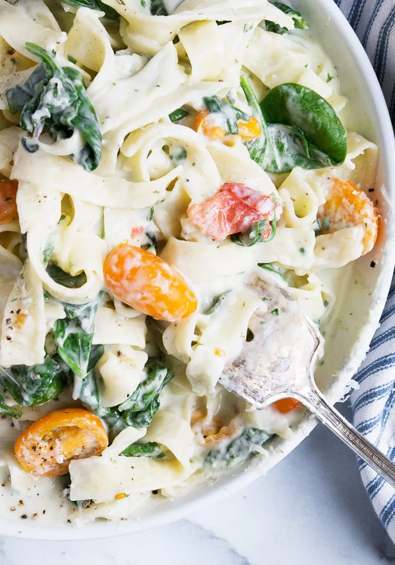 Tomato Spinach and Goat Cheese Pasta