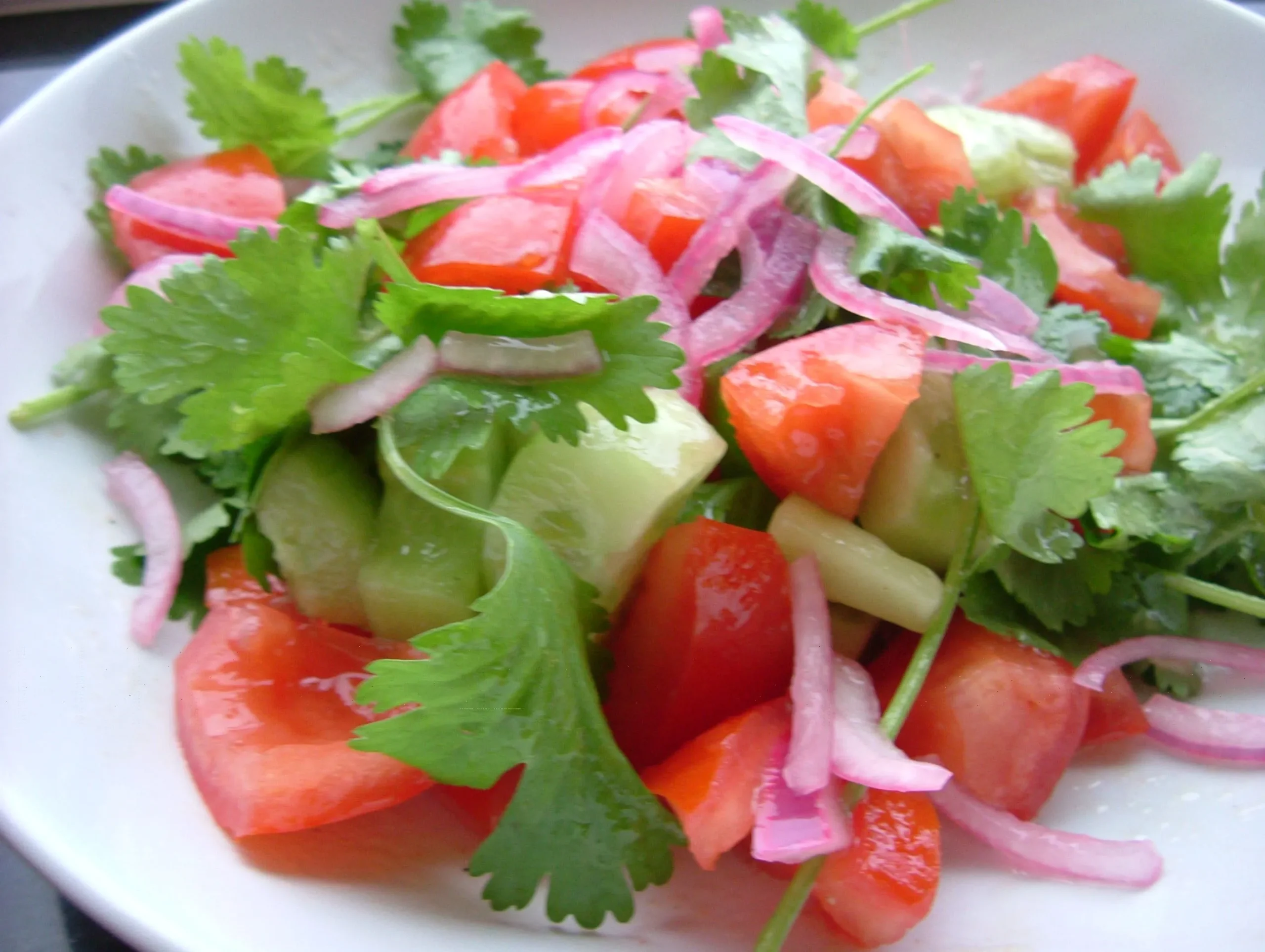 Tomato and Coriander Salad (Salatat Tamatim wa Kuzbara)