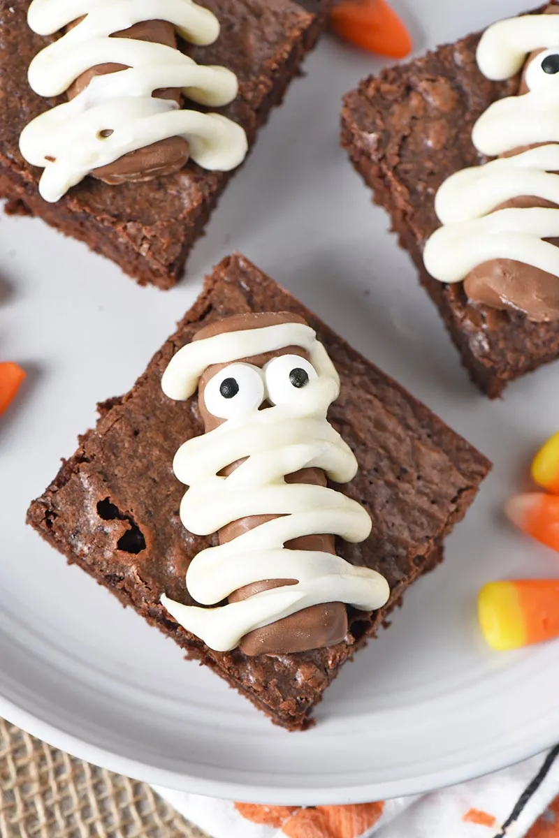 Twix Bar Mummy Halloween Brownies