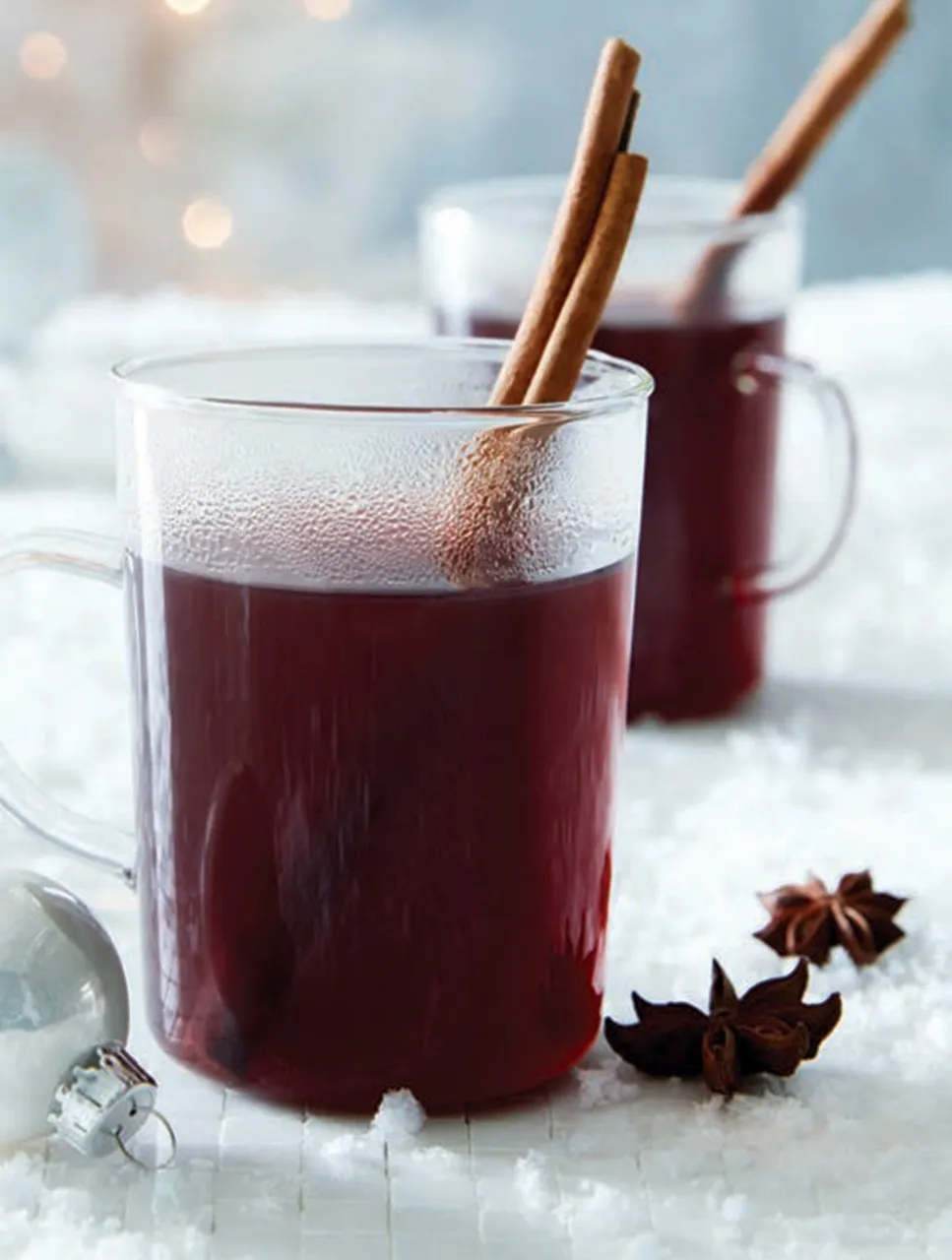 Vanilla Chai Spiced Mulled Wine