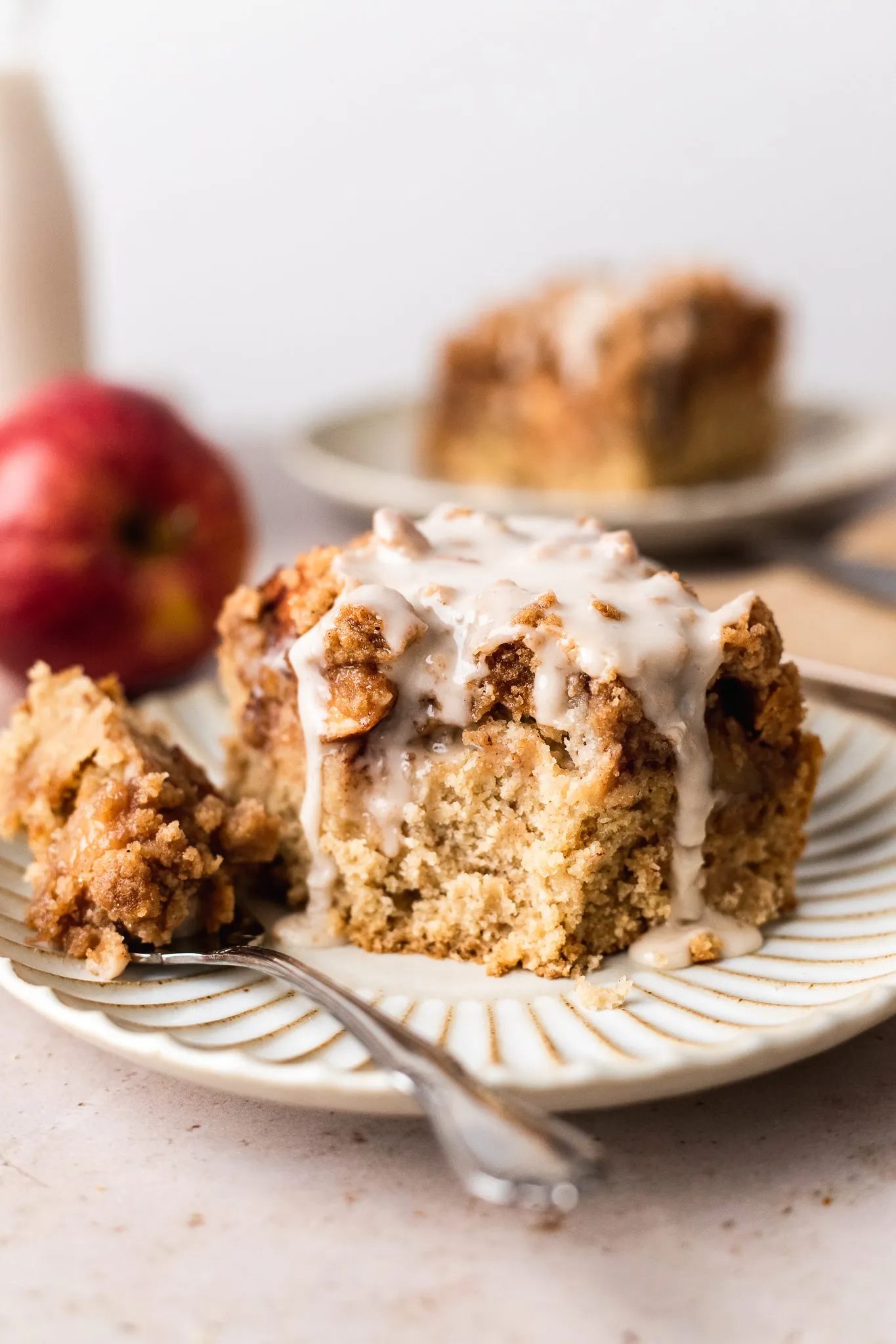Vegan Apple Crumb Cake