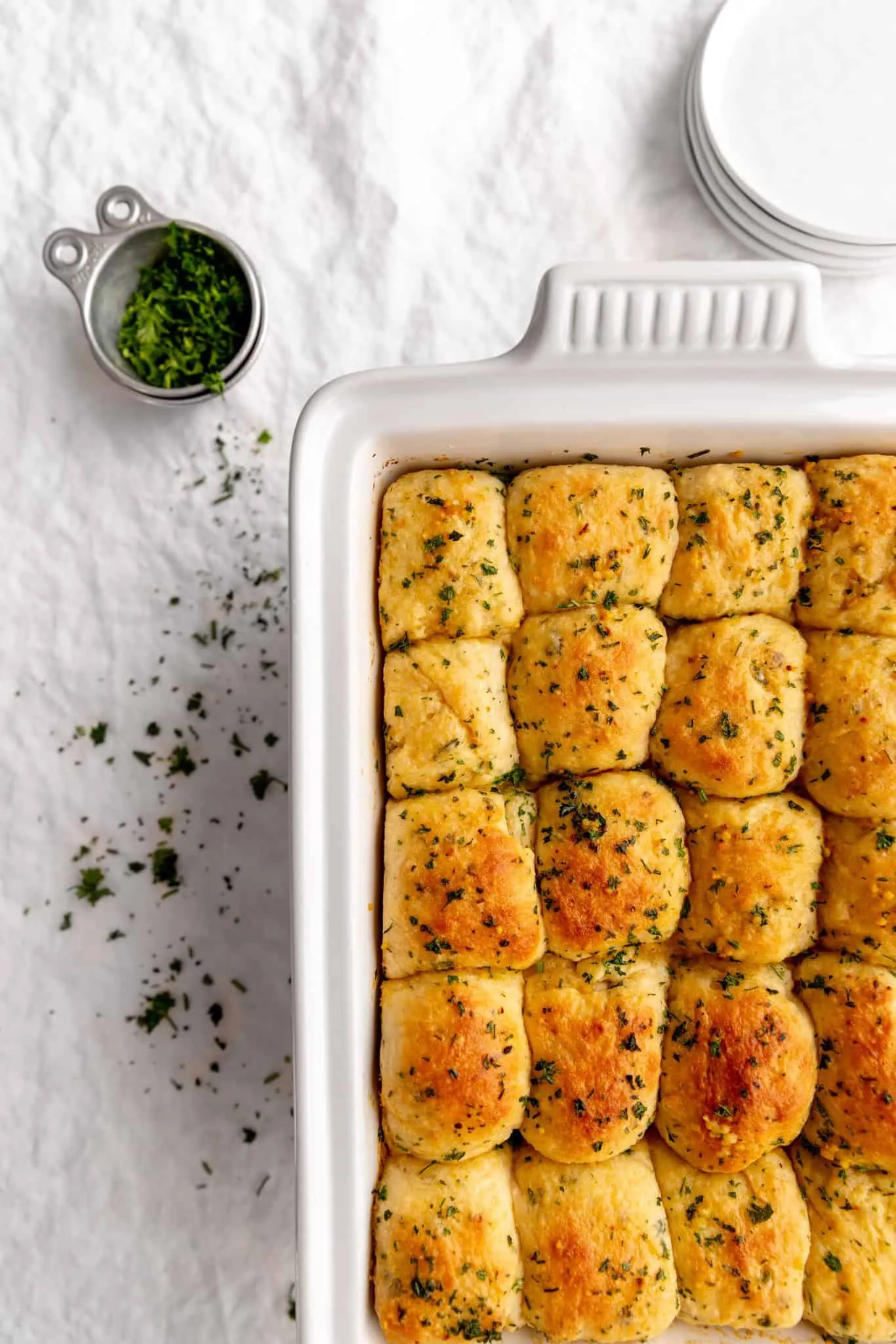 Vegan Garlic Butter Rolls