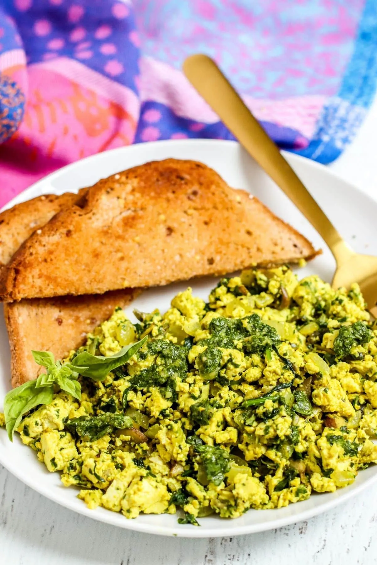 Vegan Tofu Scramble Pesto Broccoli