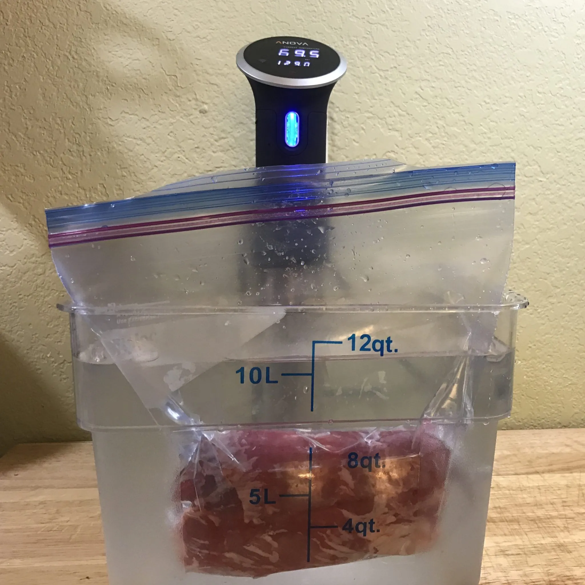 Water Displacement Method for Sous Vide Cooking