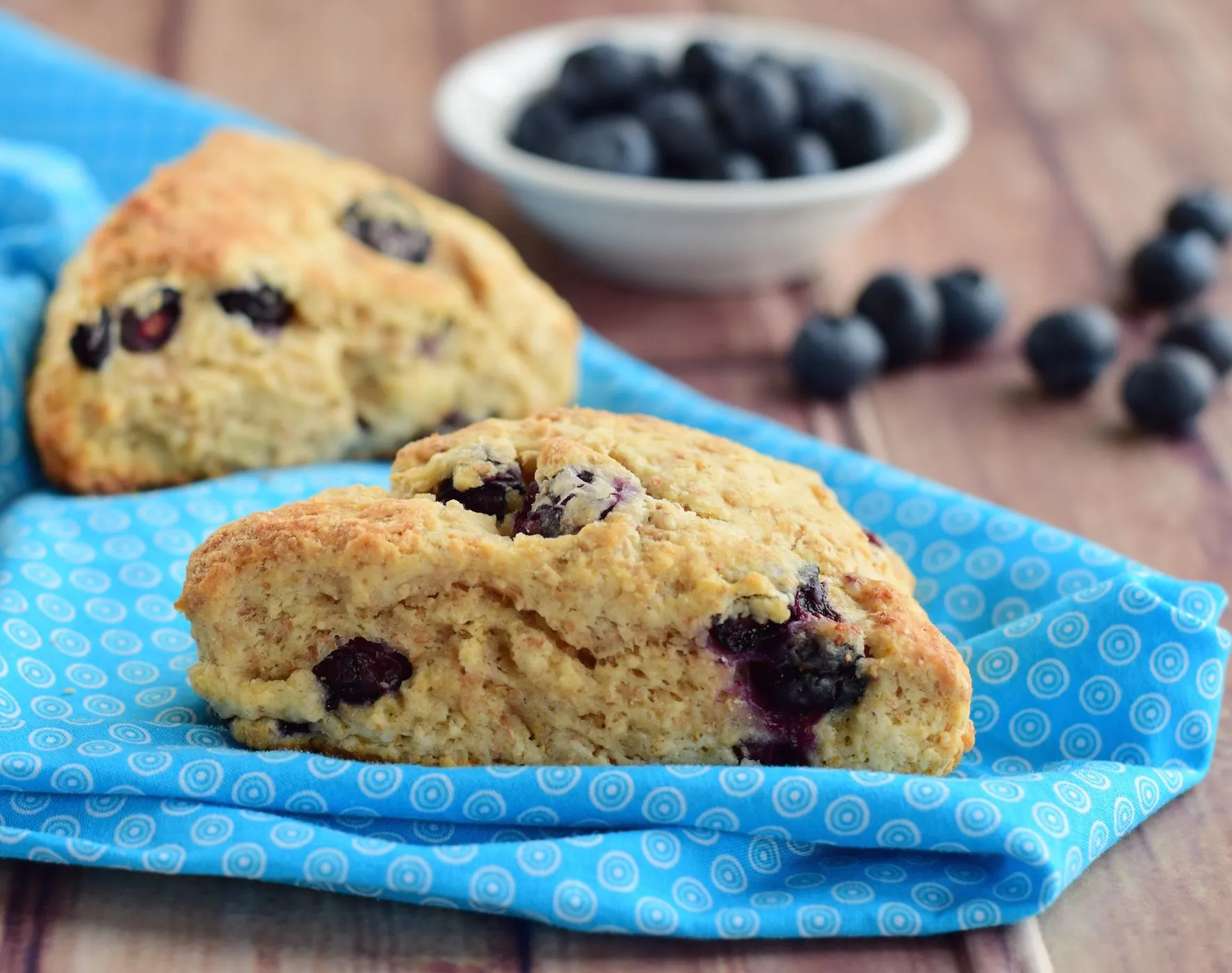 Whole Wheat Greek Yogurt Blueberry Scones