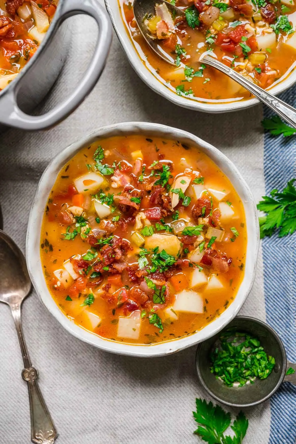Yates Manhattan Clam Chowder