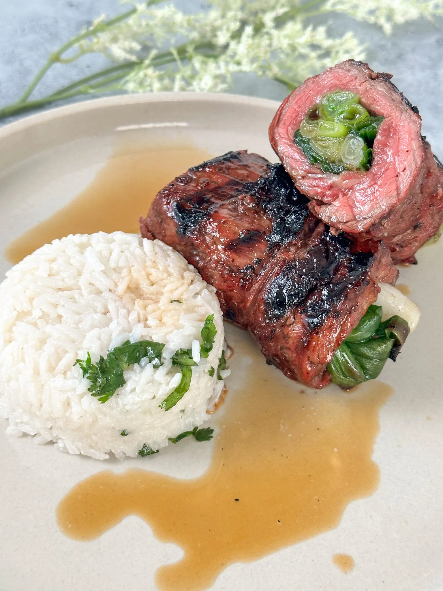 gyuniku no negimaki scallion stuffed beef rolls